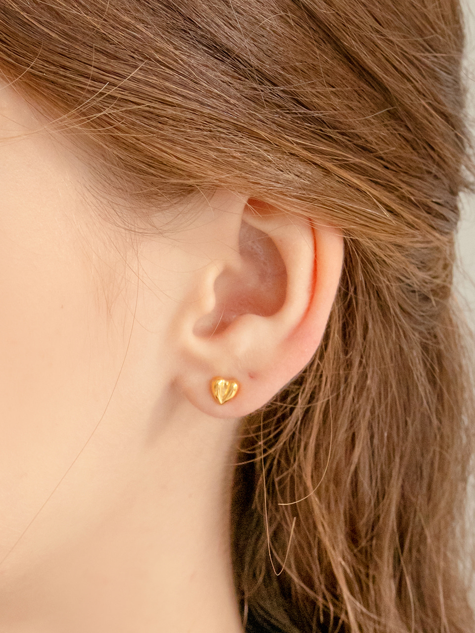 [트와이스 채영 비투비 이민혁 착용] elle heart earring
