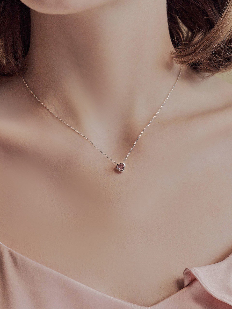 bezel heart necklace