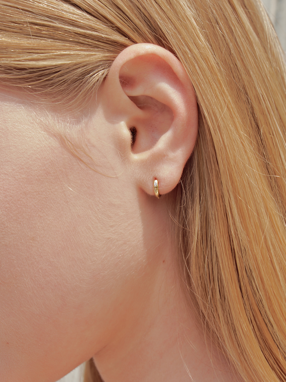 cubic touch earring